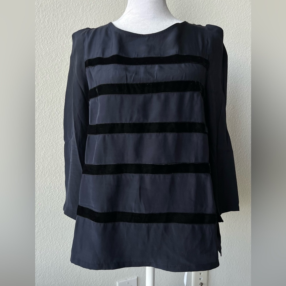 Sandro Small navy 3/4 puff sleeve SILK and velvet Blouse $395 - Picture 3 of 10